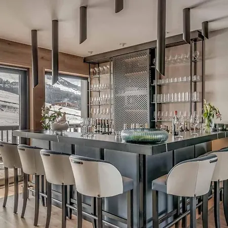 7br Ski-in Ski-out Chalet In *