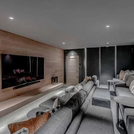 7br Ski-in Ski-out Chalet In Villa *